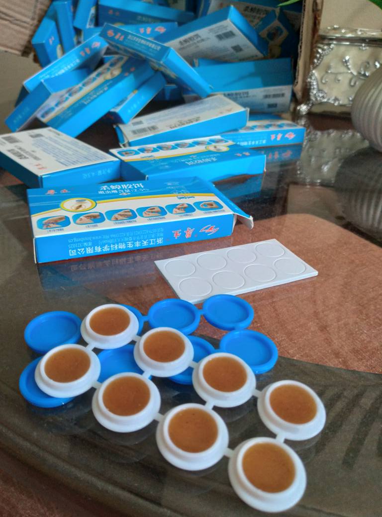 8pcs Cockroach Killer gel bait - Image 2